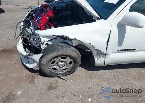 2006 Toyota Tacoma z USA, uszkodzony, nr VIN 5TENX22N96Z246687